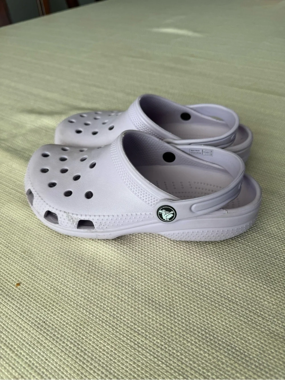 Crocs Junior classic Lightweight Lavender Clog Sandals